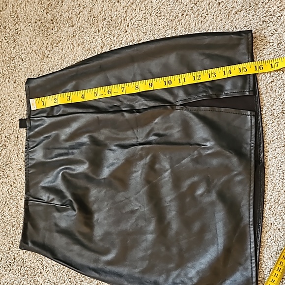 Windsor black mini skirt - Picture 6 of 8